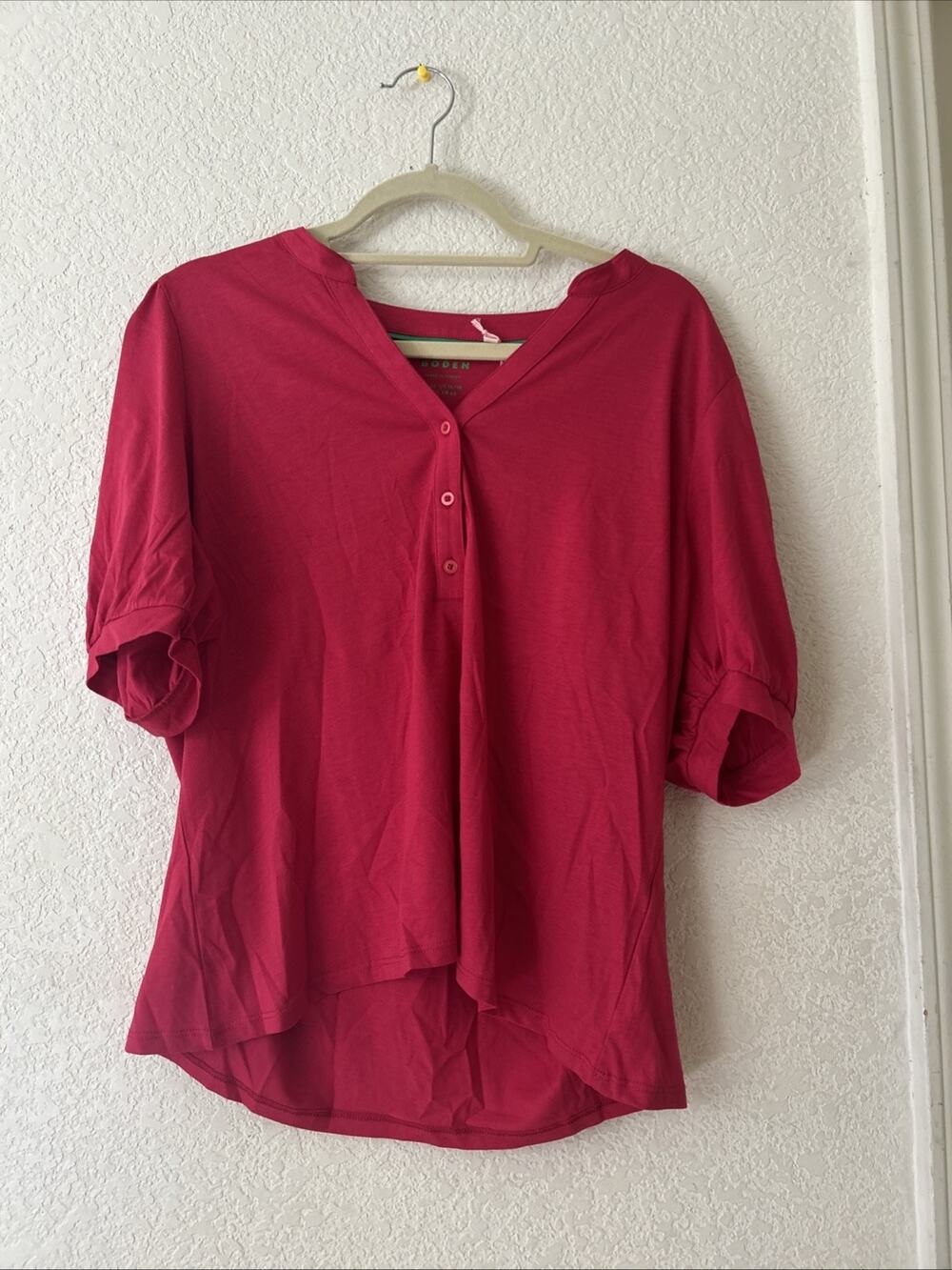 Boden Supersoft Short Sleeve Henley Pomegranate